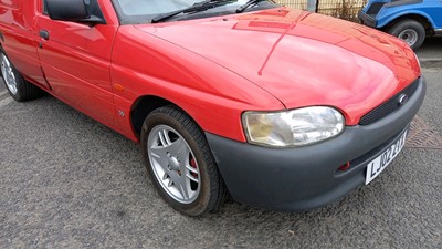 Lot 638 - 2002 FORD ESCORT 55 D VAN