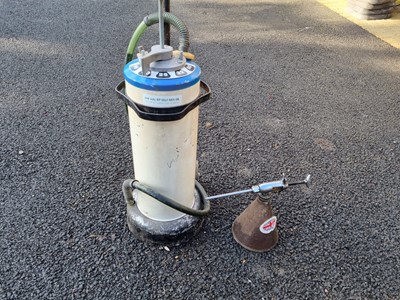 Lot 467 - BP OIL DISPENSER