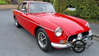Lot 230 - 1971 MG B GT