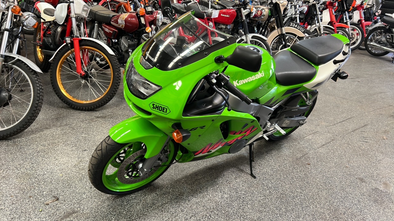 ks Lot 332 - 1997 KAWASAKI ZX 600-F3
