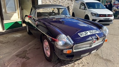 Lot 430 - 1974 MG B ROADSTER