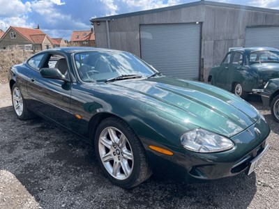 Lot 243 - 1998 JAGUAR XK8