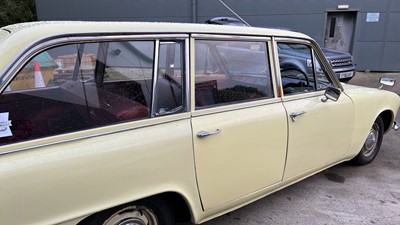 Lot 545 - 1967 TRIUMPH 2000
