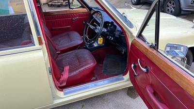 Lot 545 - 1967 TRIUMPH 2000