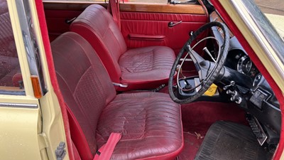 Lot 545 - 1967 TRIUMPH 2000