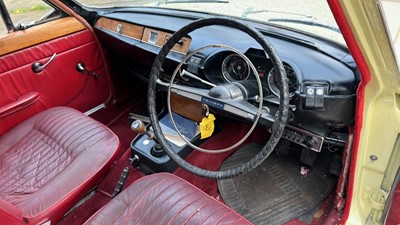 Lot 545 - 1967 TRIUMPH 2000