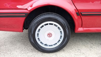 Lot 585 - 1984 MG MONTEGO EFI