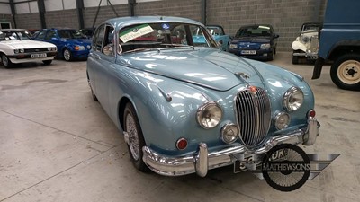 Lot 607 - 1961 JAGUAR MK2