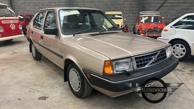 Lot 38 - 1989 VOLVO 340 GL