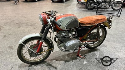Lot 155 - 1964 HONDA CB72