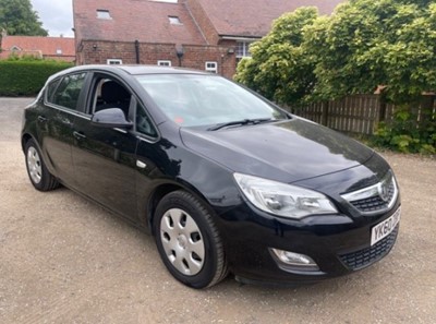 Lot 279 - 2010 VAUXHALL ASTRA