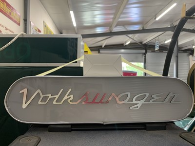 Lot 302 - VOLKSWAGEN LIGHT UP SIGN
