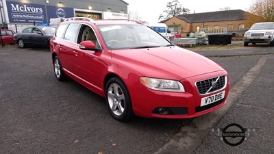 Lot 2 - 2008 VOLVO V70 SE LUX D AUTO