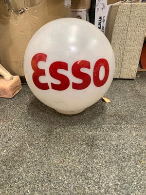 Lot 171 - PLASTIC ESSO GLOBE