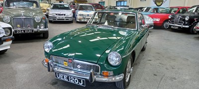Lot 318 - 1971 MG BGT
