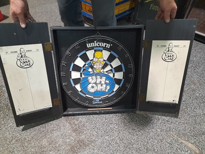 Lot 59 - HOMER SIMPSON DARTBOARD