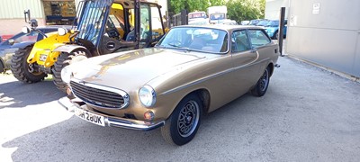 Lot 324 - 1972 VOLVO 1800