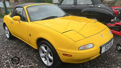 Lot 54 - 1995 MAZDA MX-5 CALIFORNIA