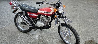 Lot 363 - SUZUKI TC 125