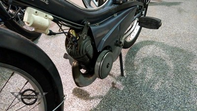 Lot 560 - 1966 MOBYLETTE MOPED