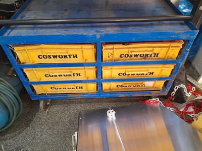 Lot 73 - STORAGE SYSTEM