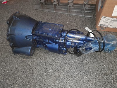 Lot 5 - FORD 5 SPEED GEARBOX TYPE 9