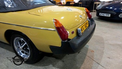 Lot 20 - 1976 MG B