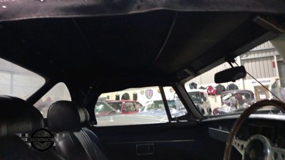 Lot 20 - 1976 MG B