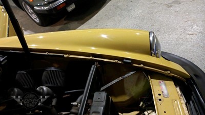 Lot 20 - 1976 MG B