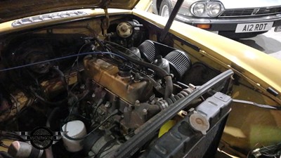 Lot 20 - 1976 MG B