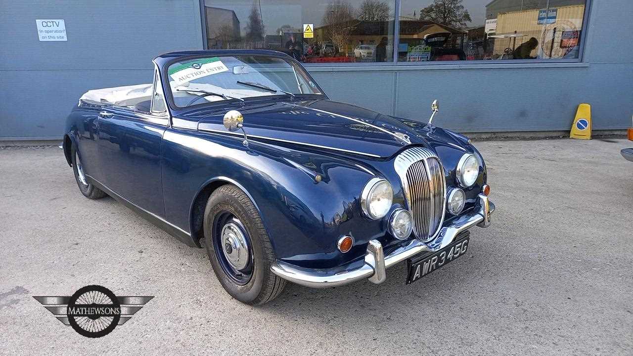 Lot 44 - 1969  DAIMLER V8 250