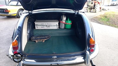 Lot 44 - 1969  DAIMLER V8 250