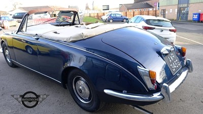 Lot 44 - 1969  DAIMLER V8 250