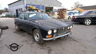 Lot 48 - 1973 JAGUAR 4.2 XJ6 AUTO