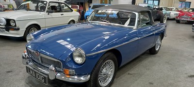 Lot 422 - 1969 MG B ROADSTER