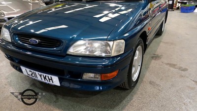 Lot 240 - 1994 FORD ESCORT SI
