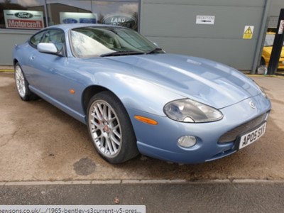 Lot 427 - 2005 JAGUAR XK8 COUPE AUTO