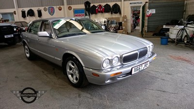 Lot 484 - 2000 JAGUAR XJ8 AUTO