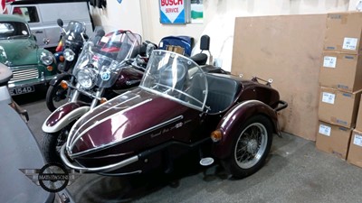 Lot 123 - 2002 YAMAHA DRAGSTAR WITH SIDECAR