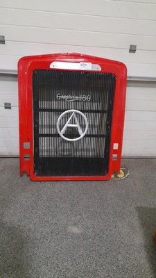 Lot 89 - GARDNER 180 WAGON GRILL RED