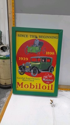 Lot 243 - GREEN SINGLE SIDED LIGHT BOX , MOBIL OIL , THE NEW MOIL OIL IS HERE